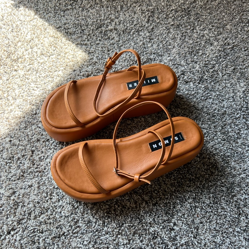 SIMON MILLER HIGH RAFT SANDAL